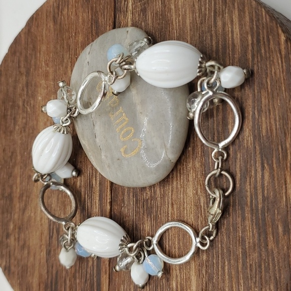 B2432 ghostly orb estate beaded bracelet - Picture 1 of 2